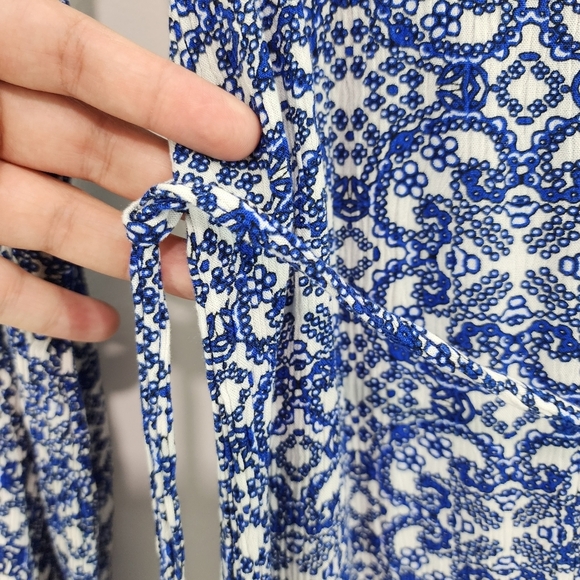 Lulus Women's Mandala Daydream Blue Print High Slits Maxi Dress - L - Picture 7 of 11